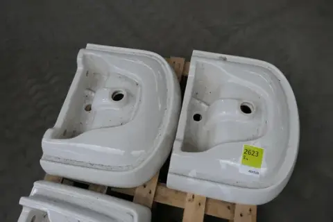 2 x FORMAT PRO - Washbasin, ceramic, white, on pallet
