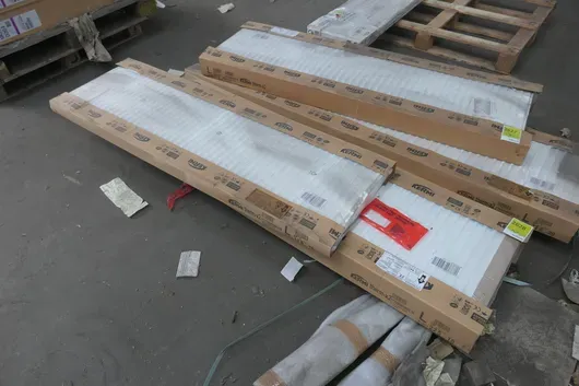 2x KERMI - Flachheizkörper therm-x2 FTV, Typ 12 (500 x 1600 mm) und Typ 22 (500 x 1800 mm), X2 Ventil links