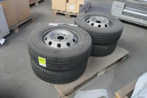 Sada pneumatik Hankook s ráfky