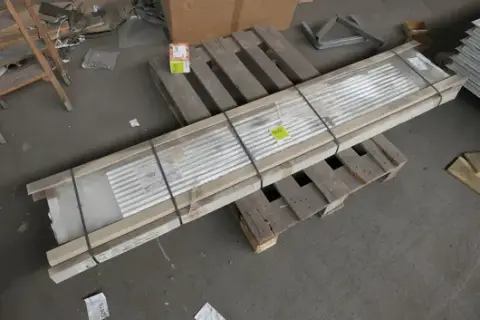 Kermi vertikale Heizwand, BH 2000 mm x BL 350 mm