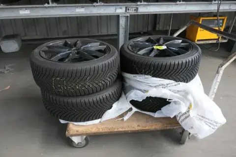 Yokohame winterbanden set met velgen - Extra Load