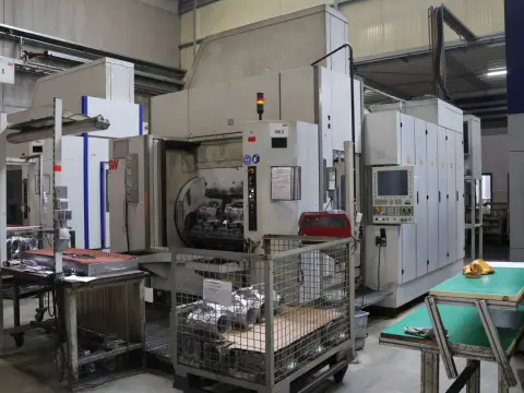Centre d'usinage CNC à double broche (SW2) SW BA W04-22