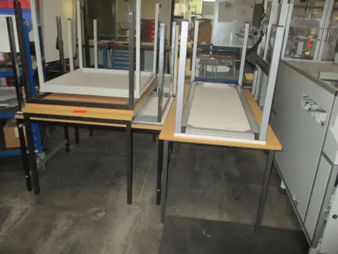 9 bureaux
