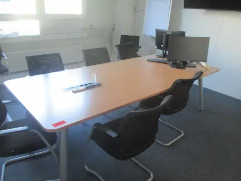 Table de réunion