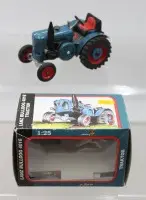 Model traktora z blachy Lanz Bulldog, 4016, 1:25, Kovap, oryginalne pudełko