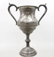 Tinnen beker, diverse keurmerken, ouder, ca. H 28 cm