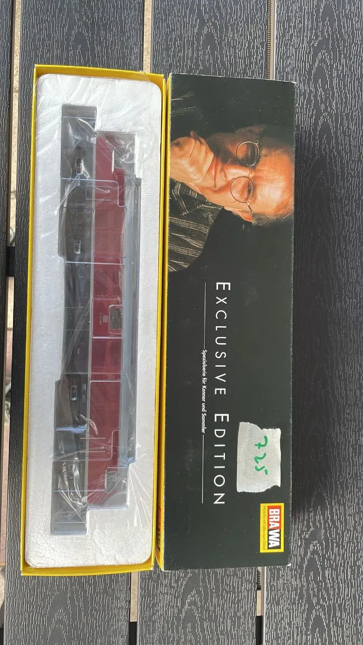 Locomotive diesel (BRAWA)
