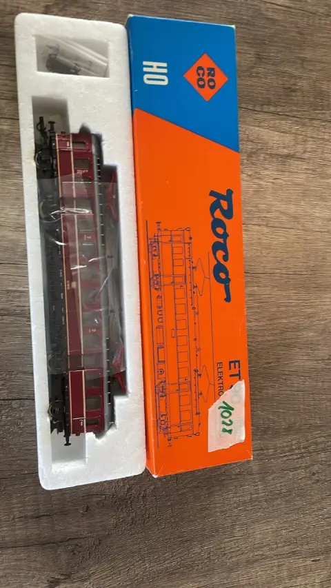 Elektrická lokomotiva (Roco)