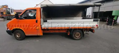 1 VW LKW offener Kasten Diesel mit Motorschaden
