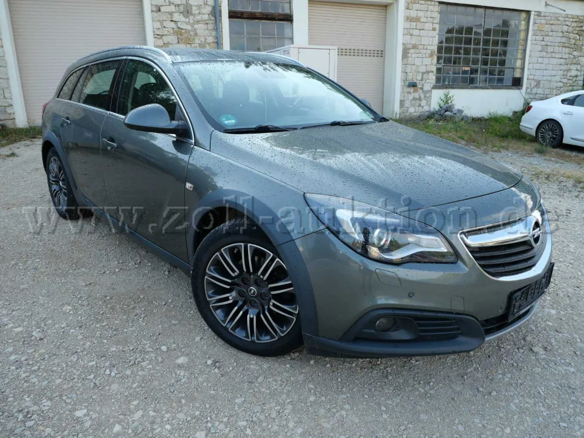 1 Opel Insignia Country Tourer 2.0 CDTI 4x4 ecoFlex