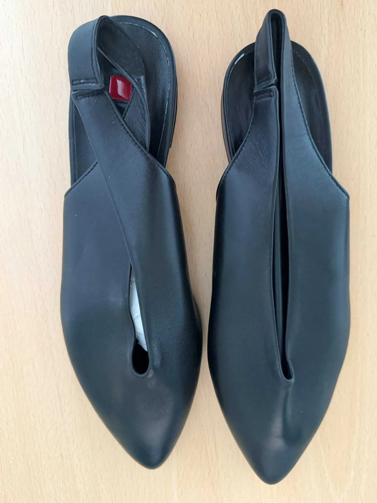 1 paire de ballerines slingback Högl, noires, taille 37, neuves