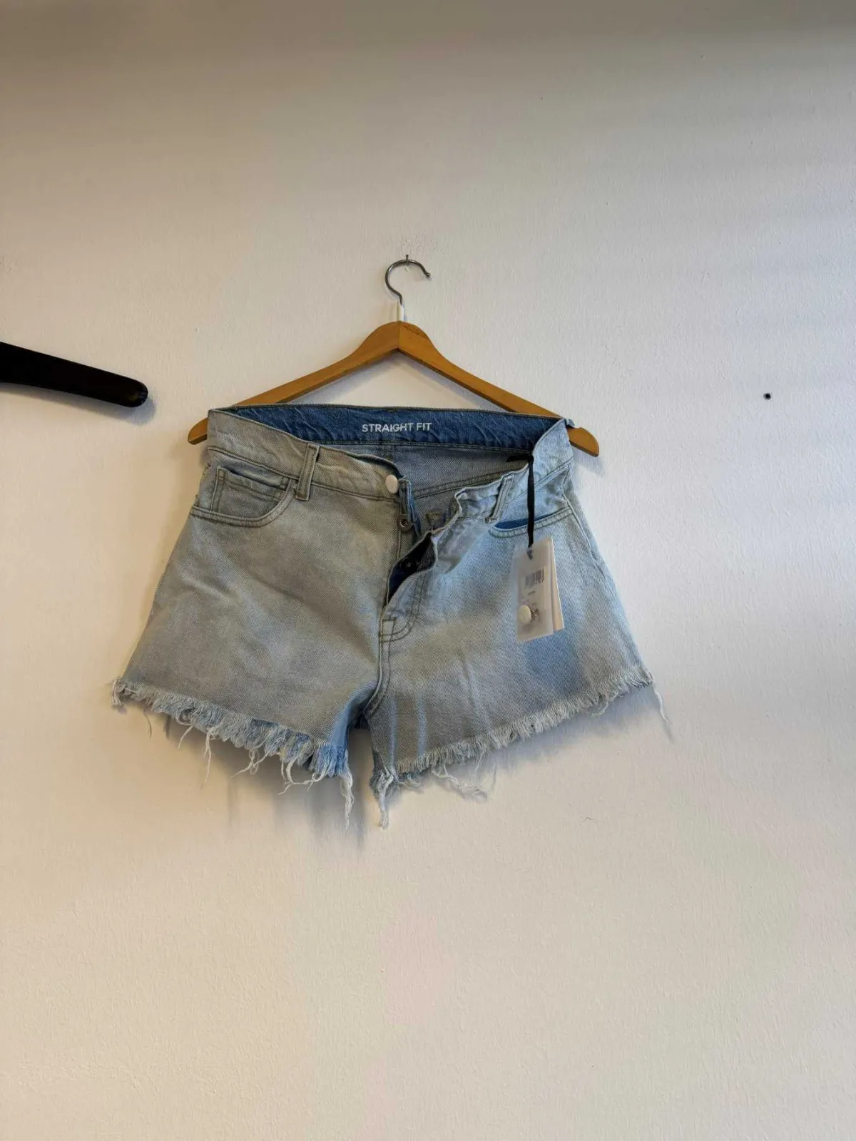 1 short Emma&Gaia, bleu, taille 42, neuf