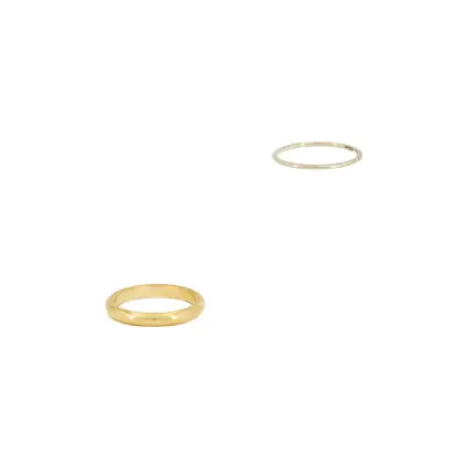 Lot: two gold rings