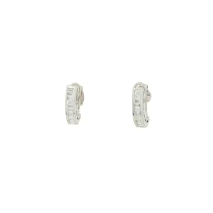 Clips d'oreilles diamants