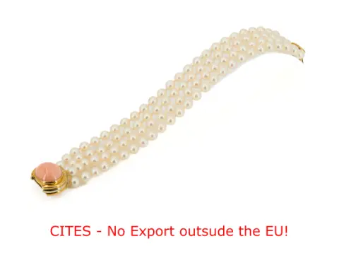 Pearl bracelet with coral and diamond clasp