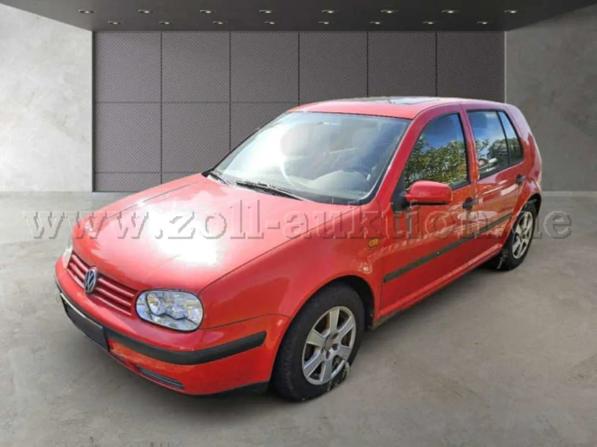 1 VW Golf IV, 5 doors, first registration: 1998