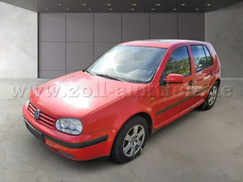 1 VW Golf IV, 5 dveří, první registrace: 1998