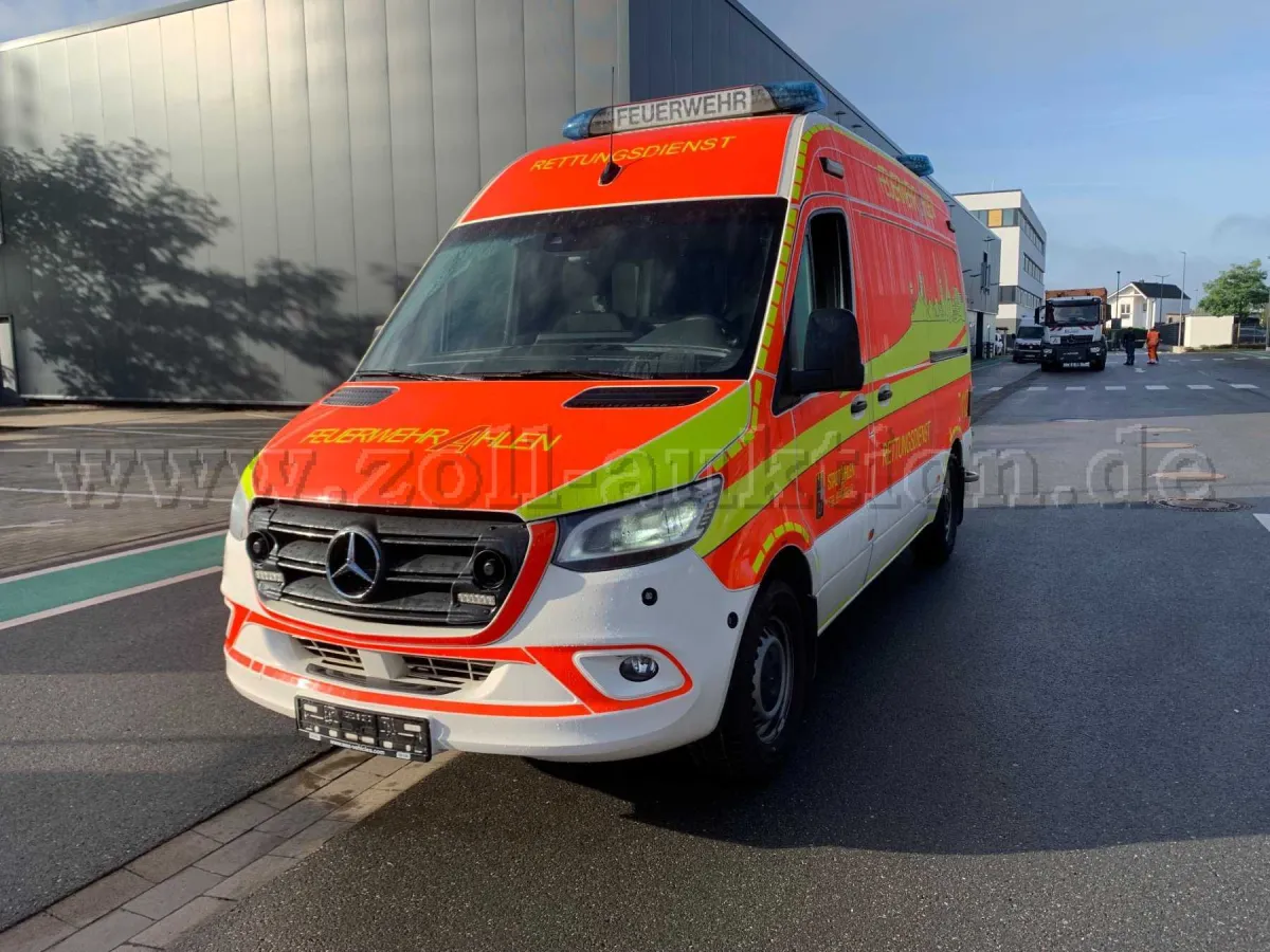 1 Mercedes Sprinter met WAS KTW-inbouw