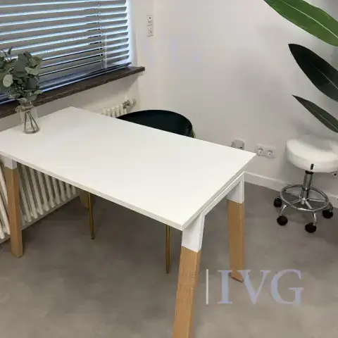 Treatment room equipment