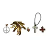 Sieradenset bestaande uit twee broches en drie hangers.