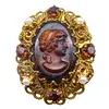 Victoriaanse stijl broche.