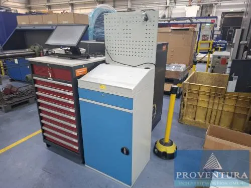 Bureau PC env. 60 l x 180 h cm