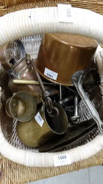 1 lot of brass and others