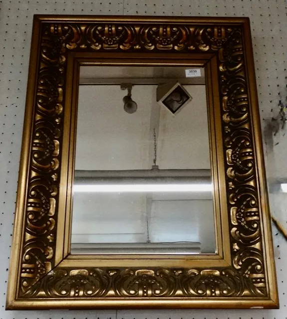 1 wall mirror