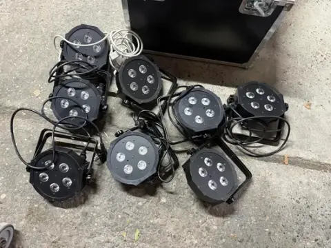 8x ADJ Mega Tri Par Profile