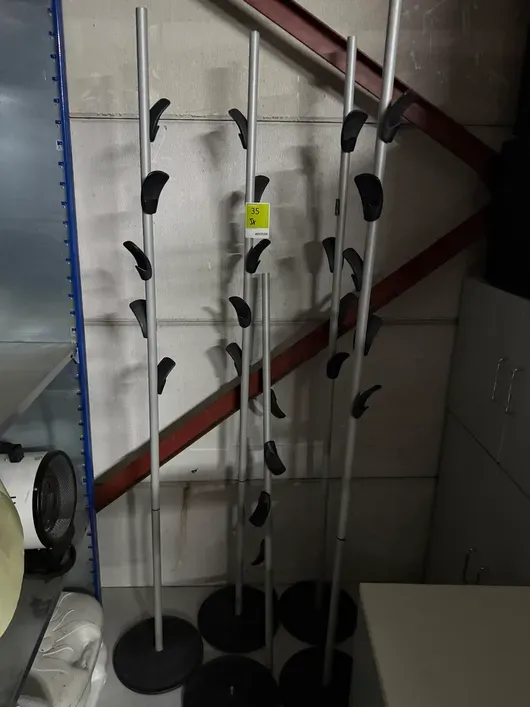 5x standing coat racks