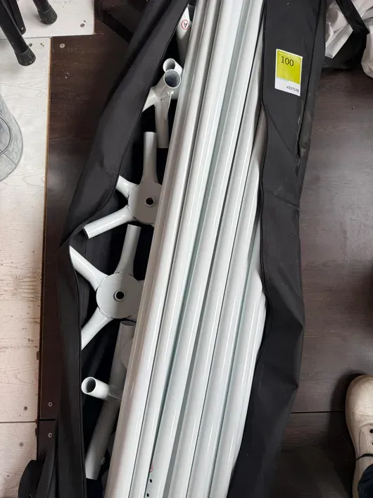 Pavilion / party tent