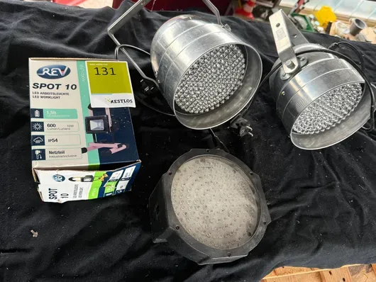 REV Spot 10 i reflektory LED