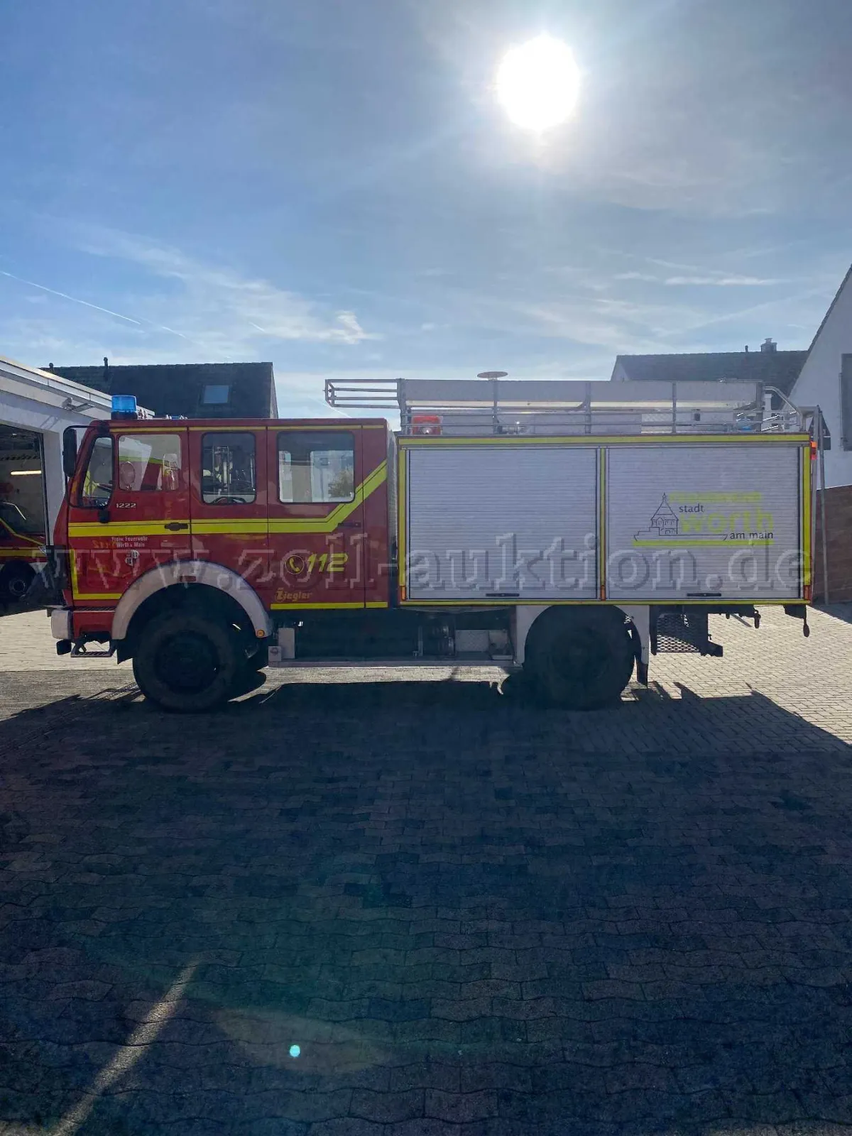 1 Firefighting vehicle LF 16-TS Daimler-Benz type 1222 AF, body by Ziegler