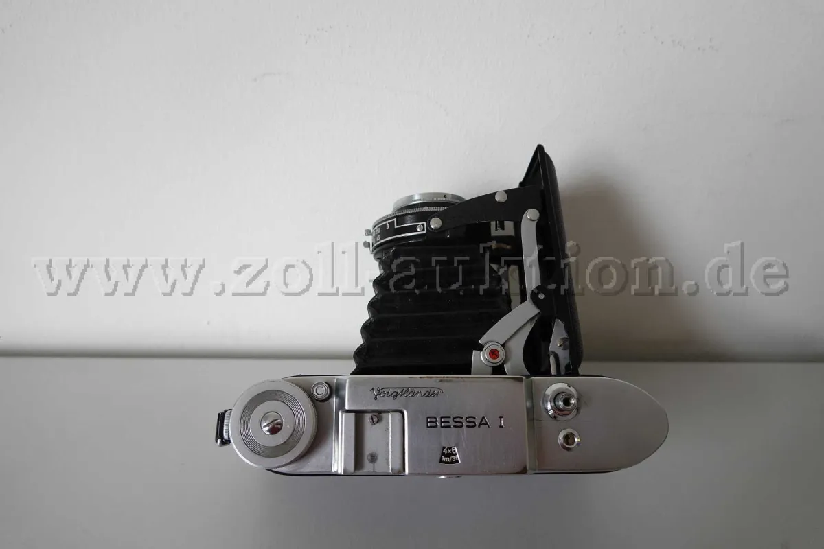 1 фотоаппарат Voigtländer "Bessa I"