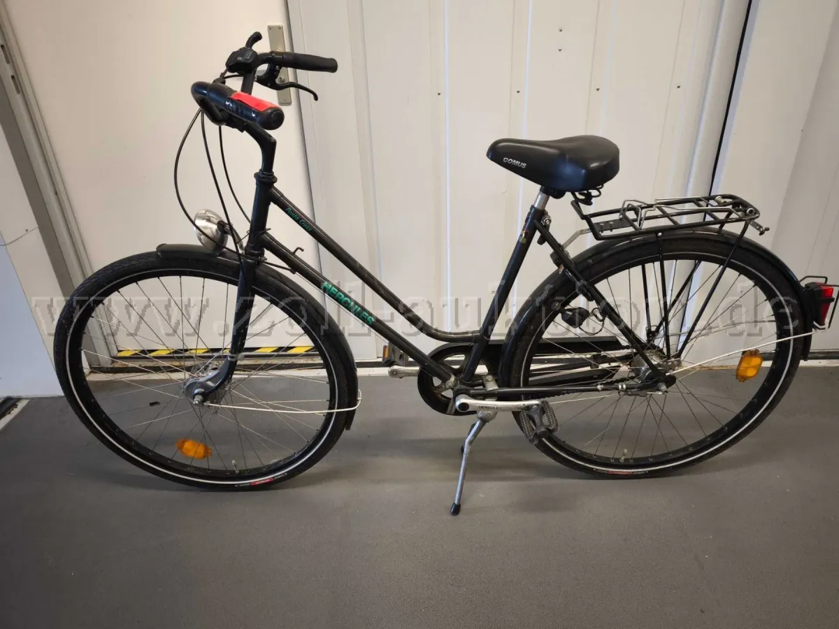 1 damesfiets HERCULES "Penta Cross", 5 versnellingen, 28 inch