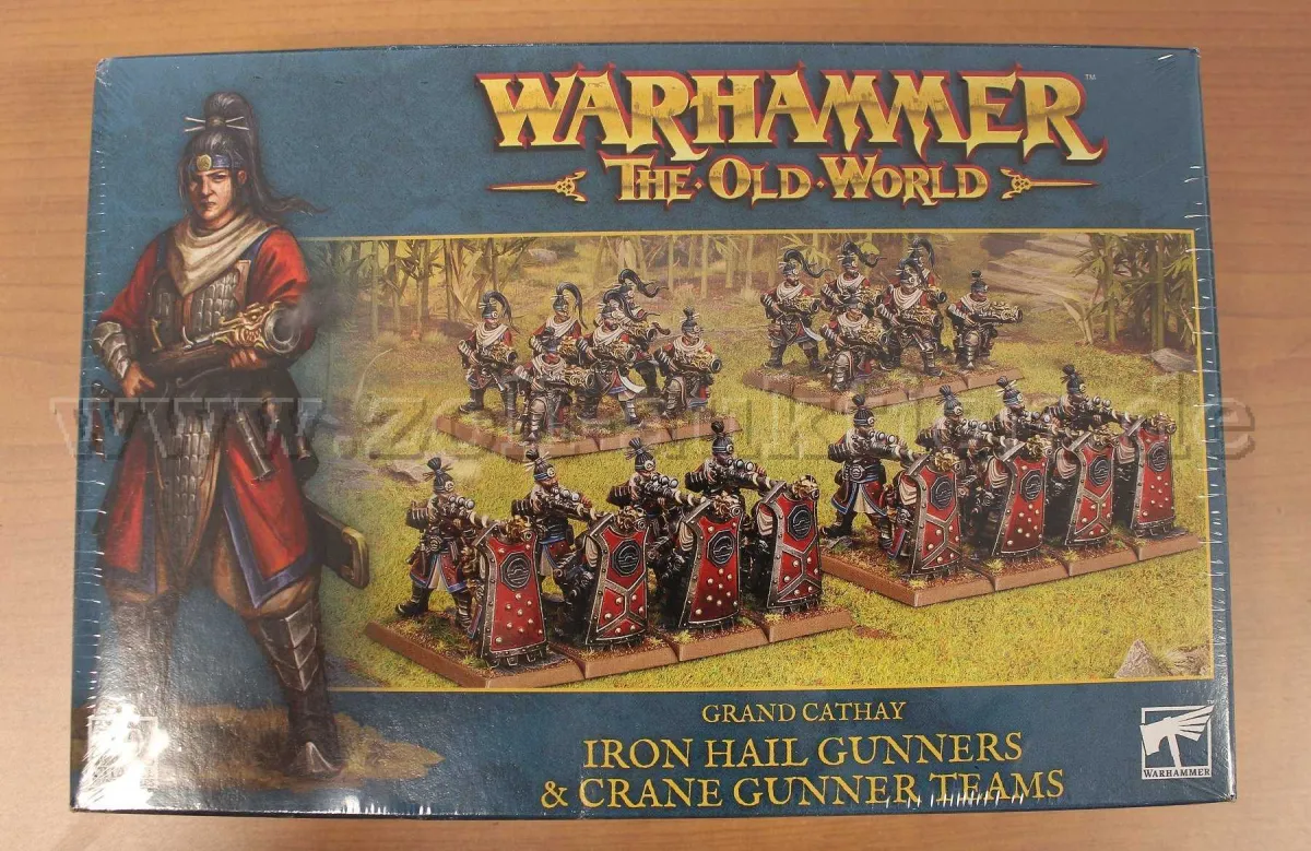 1 WARHAMMER 40 000 The Old World Grand Cathay IRON HAIL GUNNERS & CRANE GUNNER TEAMS