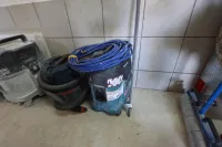 1 Industriestaubsauger Fabr. Makita