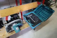 1 ruční kotoučová pila značky Makita
