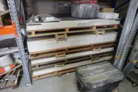 1 partia płyt gipsowo-kartonowych sufitowych akustycznych