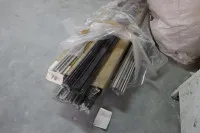 1 paleta z różnymi profilami do płytek