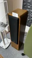 2 speaker boxes IQ HiFi 3140 AT