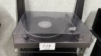 1 record player Hitachi HT-350