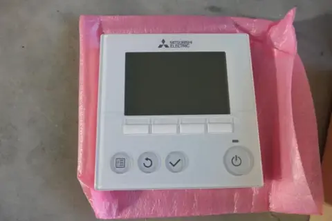Mitsubishi remote control PAR-33MAAG