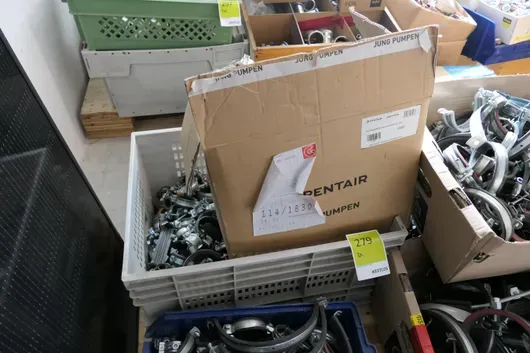 Lot of pipe clamps