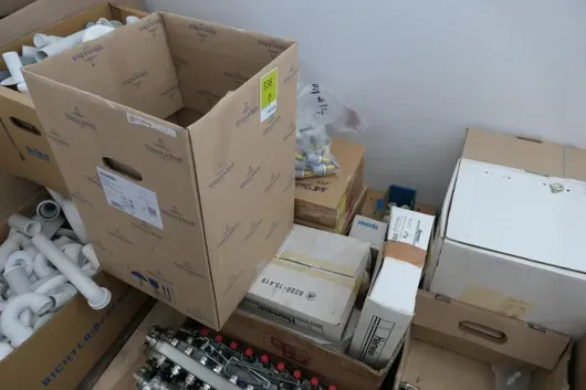 Lot of radiator accessories