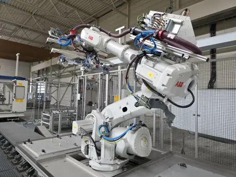 Robot industriel 6 axes ABB IRB 6700-150/3.20