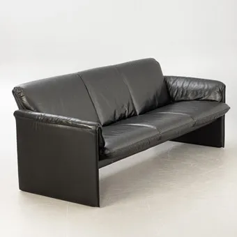 Leolux, 3-seater sofa 'Bora', black leather.