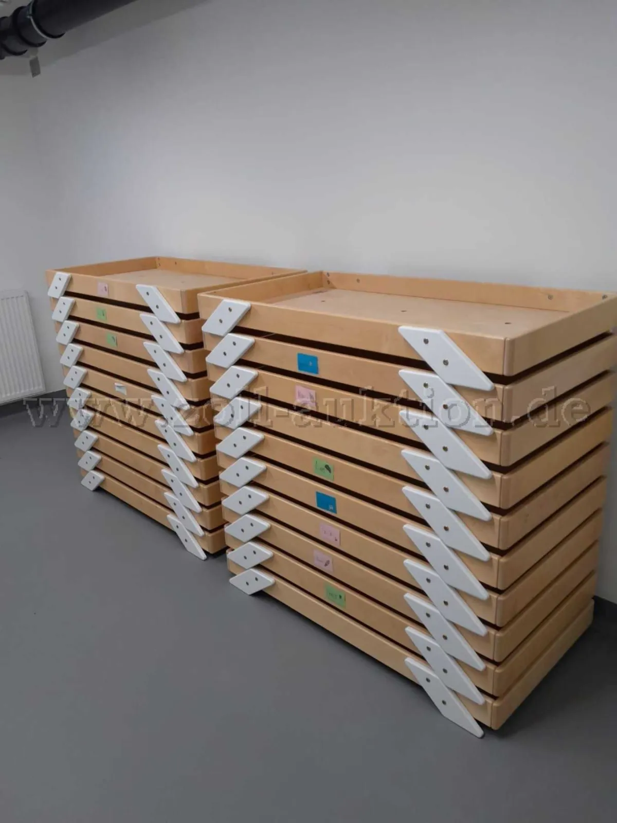 20 WESCO stackable low beds for children
