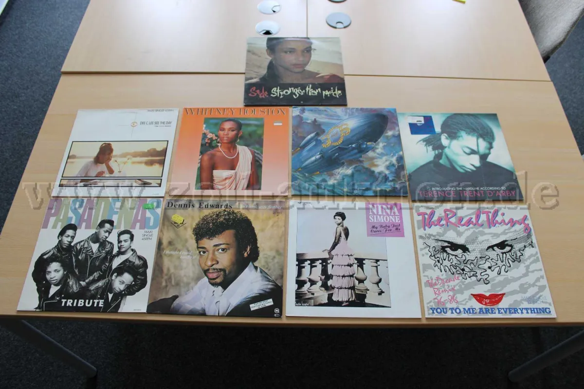 1 partij van 9 vinylplaten