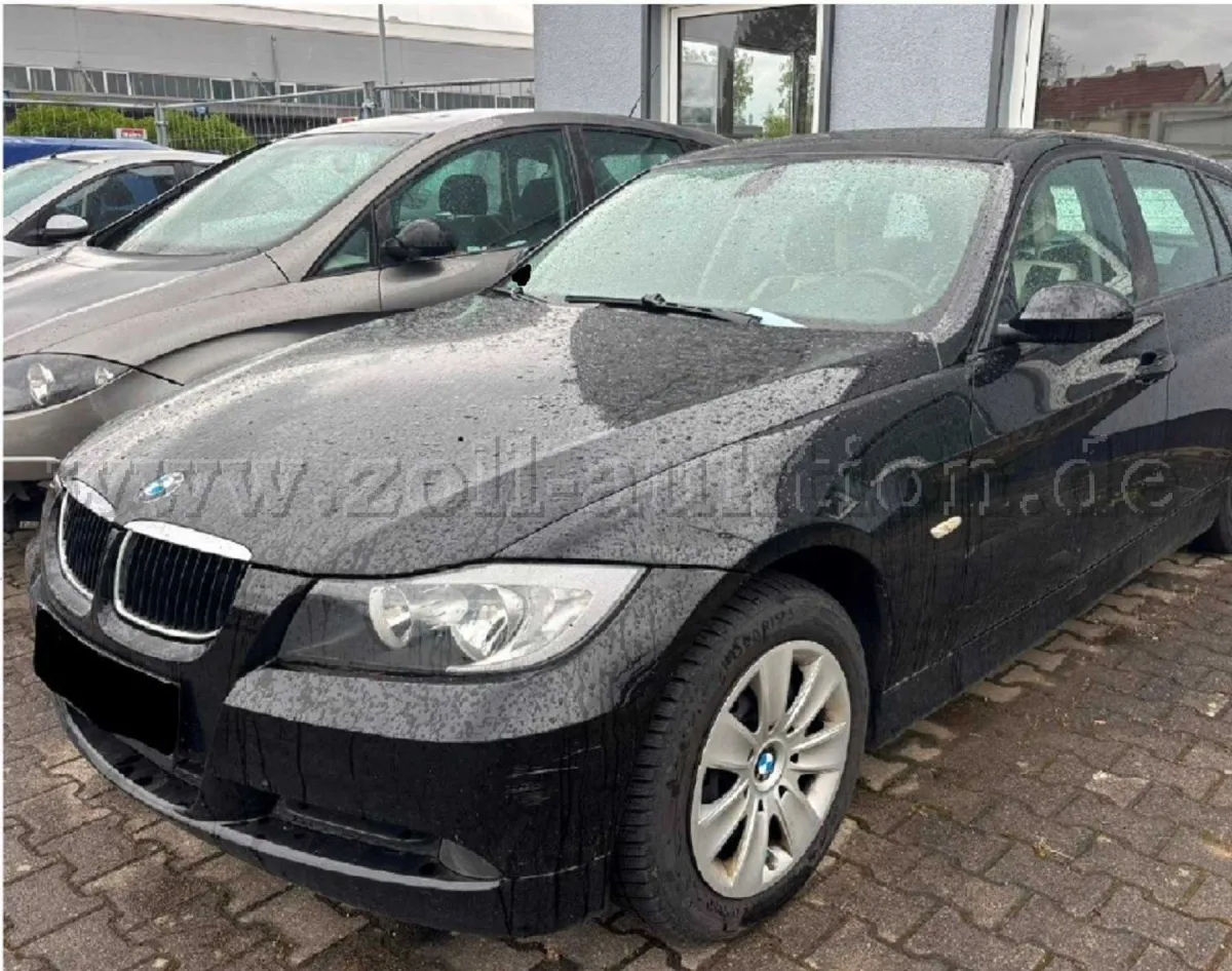 1 BMW-3 Touring/318i